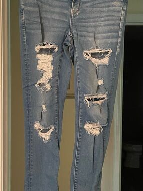Light Blue Distressed Women's Jeans - Classic Ripped Skinny